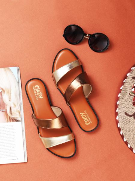 buy shoes from wholesaler in Delhi